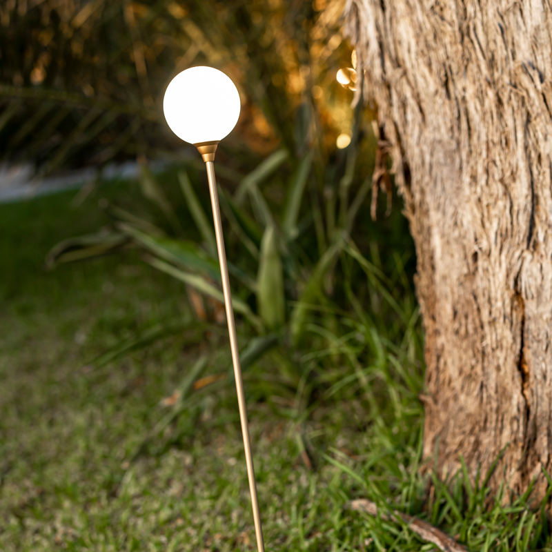 Bruna tuinlamp op zonne-energie met spike (x 3 stuks) made by NewGarden