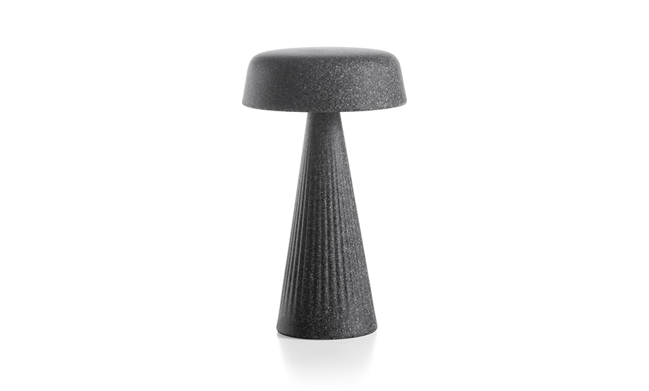 Fade tafel lamp indoor & outdoor oplaadbaar (accu) grijs (S4) made by Plus+