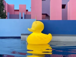 Goodnight Light The Duck Duck Lamp - XL  kleur geel | 51 cm | LED multicolor