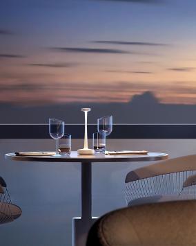 Aarhus buiten tafellamp | oplaadbaar (accu) | zand | Dimbaar | waterdicht IP54 | made by Villeroy & Boch