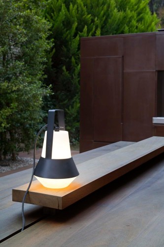 Faro CAT portable wandlamp/hanglamp zwart kompleet met muurbeugel